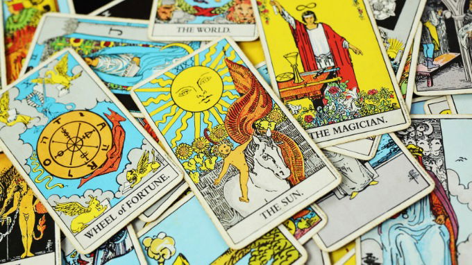 Giải mã ý nghĩa của các là bài Tarot