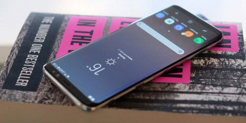 Top 10 smartphone bán chạy nhất tháng 4: Galaxy S9+ chiếm ngôi đầu