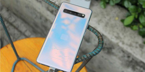 Galaxy S10 Plus, iPhone Xs Max, OnePlus 7 Pro hay Huawei P30 Pro zoom đỉnh hơn?