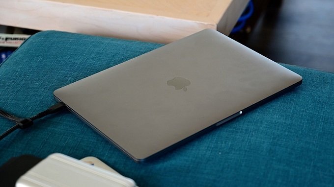 Thời lượng pin của Macbook Pro M1 13 inch 512GB  rất lâu