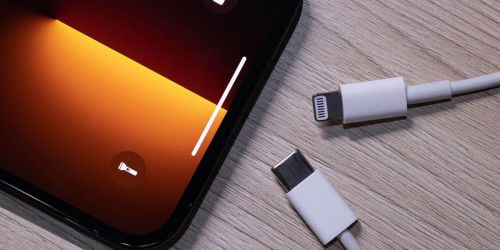 Chính thức: EU sẽ sử dụng bộ sạc thông dụng USB-C vào mùa thu năm 2024, tạm biệt cổng Lightning