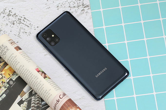 Top smartphone phù hợp dành cho người lớn tuổi trong năm 2026