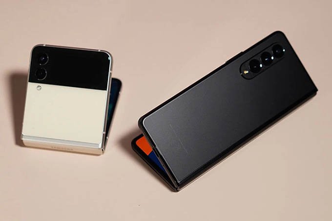 Galaxy Z Fold 5 và Galaxy Z Flip 5 sẽ là chiếc smartphone gập đầu tiên sở hữu khả năng chống bụi