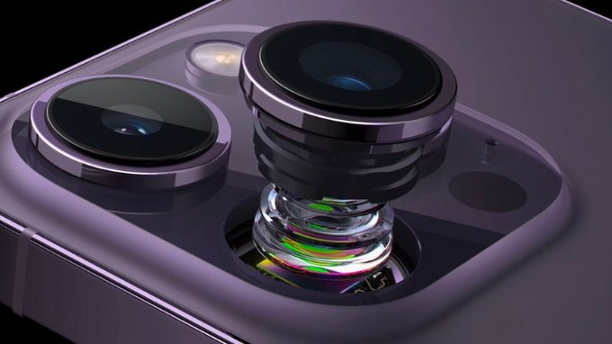Hệ thống camera sau của iPhone 15 Pro Max