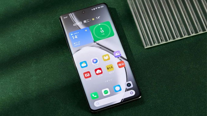  Realme GT Neo6 SE 256GB hiển thị chân thật