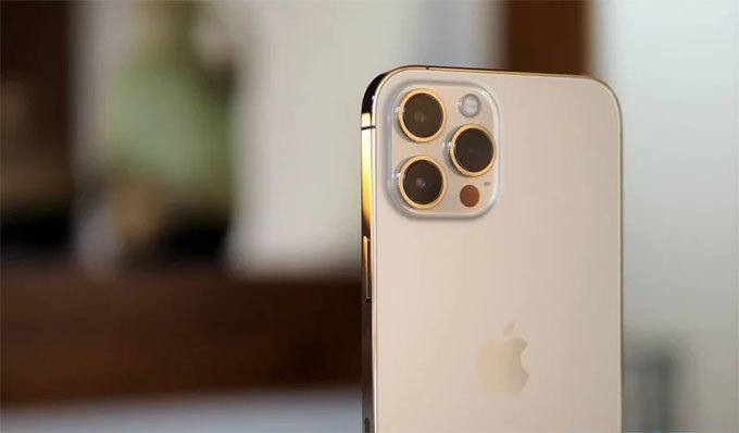 iPhone 12 Pro Max đưa khả năng chụp ảnh trên điện thoại thông minh lên một tầm cao mới