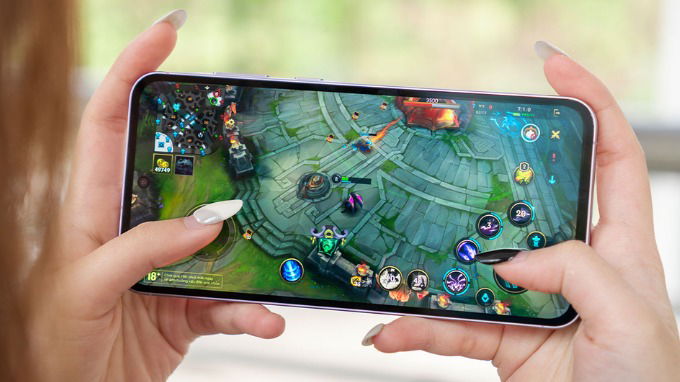 Galaxy A55 5G dễ dàng chiến mọi tựa game