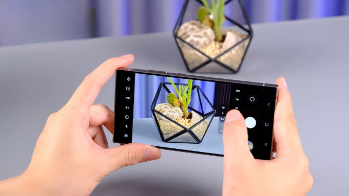 Samsung Galaxy S24 Ultra vẫn giữ vững vị thế “quái vật camera” trong năm 2025 với mức giá đã dễ tiếp cận hơn