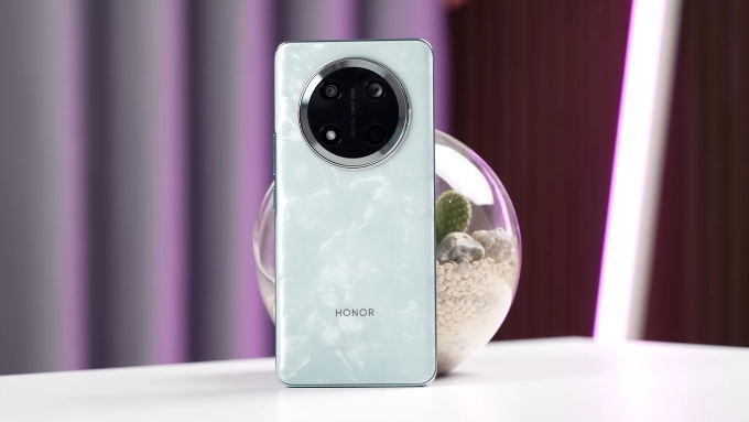 Honor X9c 5G gây ấn tượng mạnh ở phân khúc tầm trung nhờ khả năng “trụ pin” vượt trội