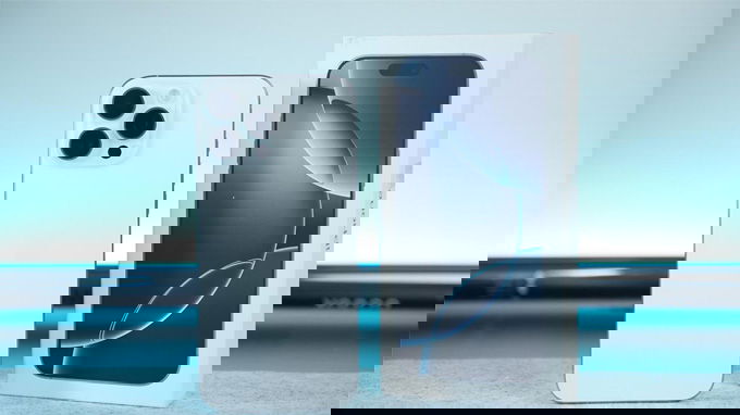 iPhone 16 Pro Max màu trắng sang trọng nhờ ánh kim loại nhám