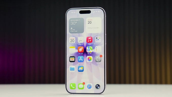 iPhone 17 cũng không kém cạnh với màn hình LTPO Super Retina XDR OLED 6.3 inch