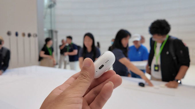 Tai nghe AirPods 4 Type-C Chính hãng (AM/A) hoàn thiện tốt