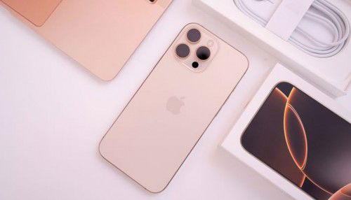 iPhone 16 Pro Max có mấy màu? Khám phá bảng màu nổi bật năm 2025