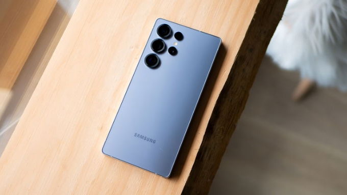 Samsung Galaxy S25 Ultra đặc biệt phù hợp với những ai yêu thích màn hình lớn và hiệu năng tối ưu cho đa nhiệm