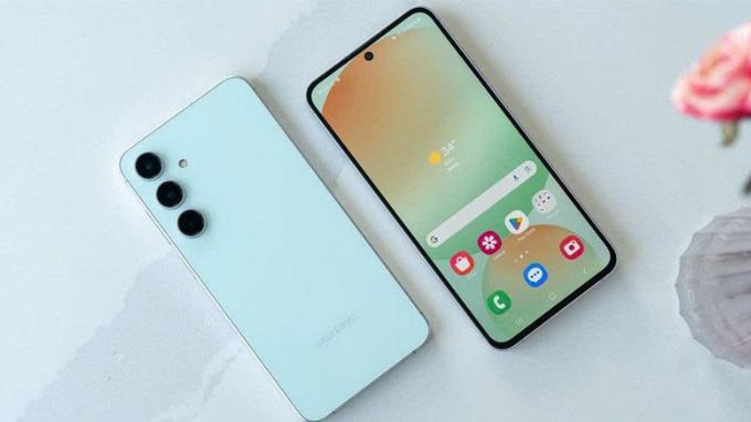 so sánh pin sạc Galaxy S25 FE và Galaxy S23 FE