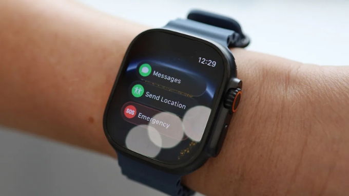 Apple Watch Ultra 3 có màn hình lớn nhất và sắc nét với công nghệ LTPO3