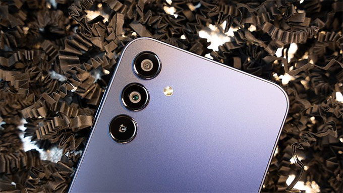 Một trong những tính năng nổi bật của Galaxy A15 5G là thiết lập camera ấn tượng