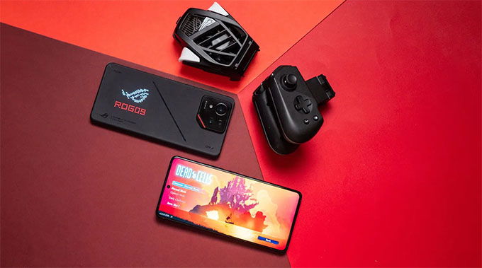 Màn hình AniMe Vision ở mặt sau của ROG Phone 9 Pro cũng khá ấn tượng