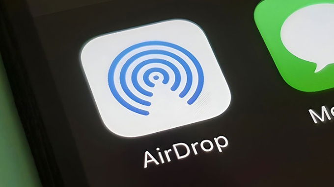 AirDrop trên iPhone là gì?