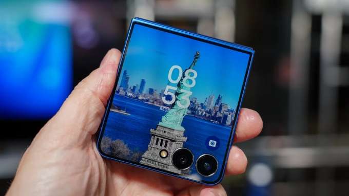 Độ bền Galaxy Z Flip 7 lên tới 500.000 lần gập