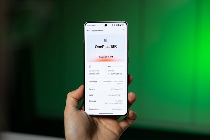 Cấu hình OnePlus 13R được cung cấp sức mạnh từ chip Snapdragon 8 Gen 3