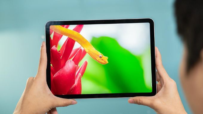 Màn hình Liquid Retina 13 inch hiển thị sắc nét