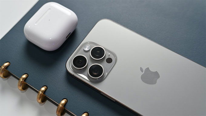 Apple đang tìm hiểu về quan hệ đối tác với Samsung cho cảm biến camera iPhone.