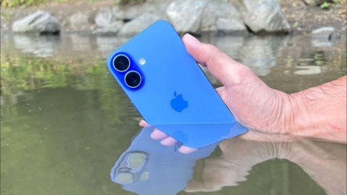 iPhone 16 và iPhone 16 Plus có chống nước không?