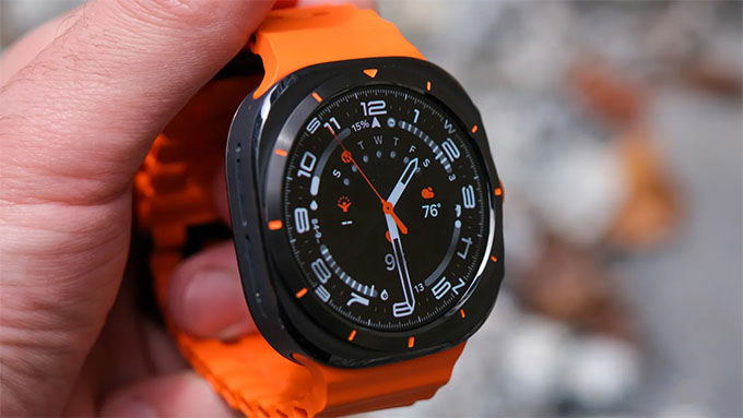 Samsung Galaxy Watch Ultra đi kèm với kích thước màn hình 1,5 inch