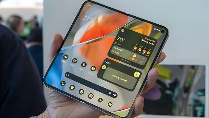 So sánh Google Pixel 10 Pro Fold và Galaxy Z Fold 7 về chất lượng hiển thị