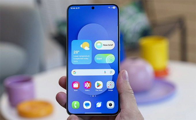 Galaxy S25 FE được trang bị màn hình Dynamic AMOLED 2X 6.7 inch