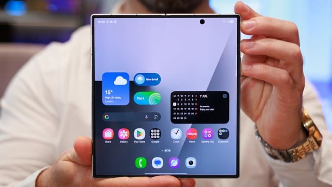 màn hình Galaxy Z Fold 7