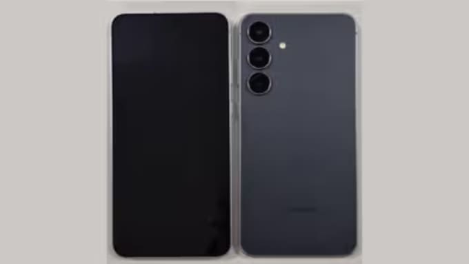 so sánh Galaxy S25 FE và Galaxy S24 FE qua màn hình