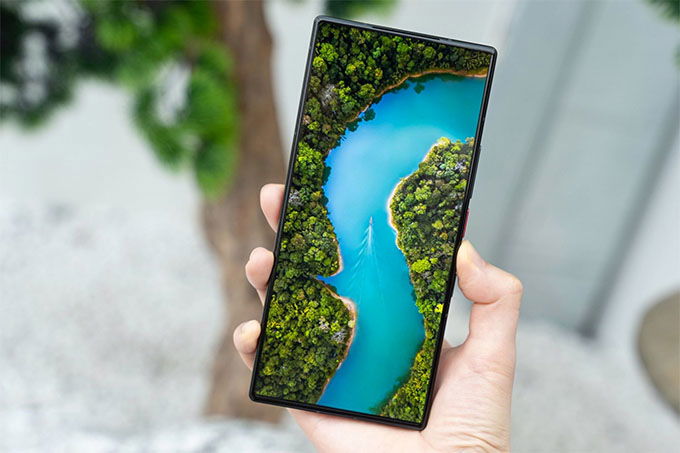 Nubia đã trang bị cho điện thoại Z60 Ultra tấm nền AMOLED 6,8 inch