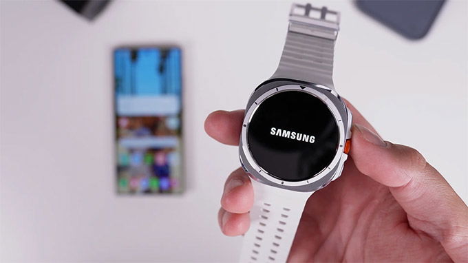 Thay đổi phần mềm: Wear OS mới với "Now Bar" tiềm năng
