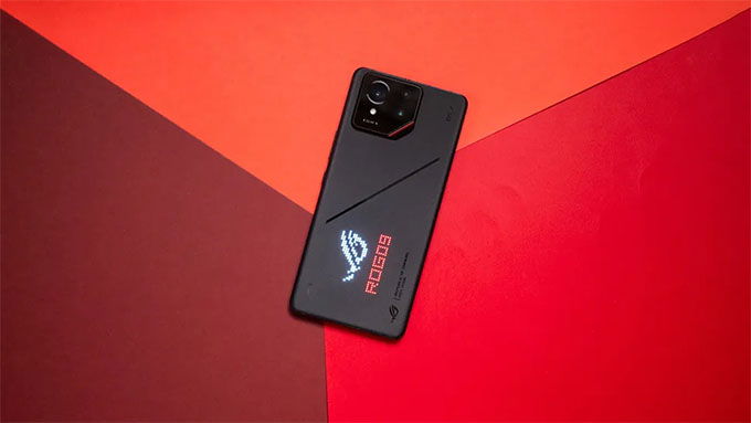 Pin 5.800mAh nằm bên trong ROG Phone 9 Pro và có thời lượng sử dụng đáng nể