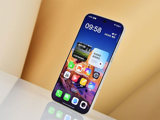 Điểm nhấn trên OnePlus 15: Pin và sạc