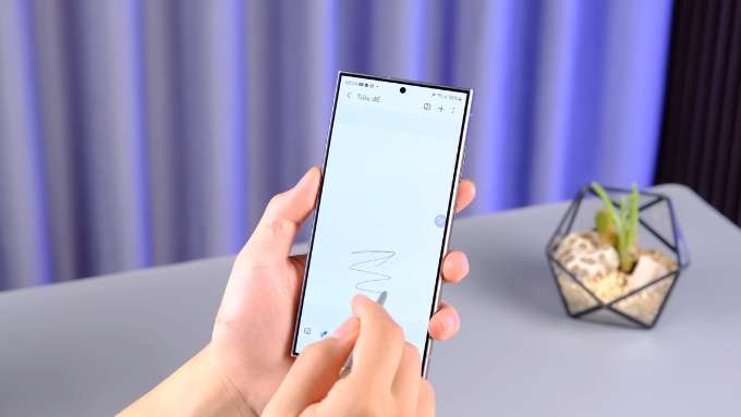 Galaxy S24 Ultra chạy trên Android 14 với giao diện One UI 6.0