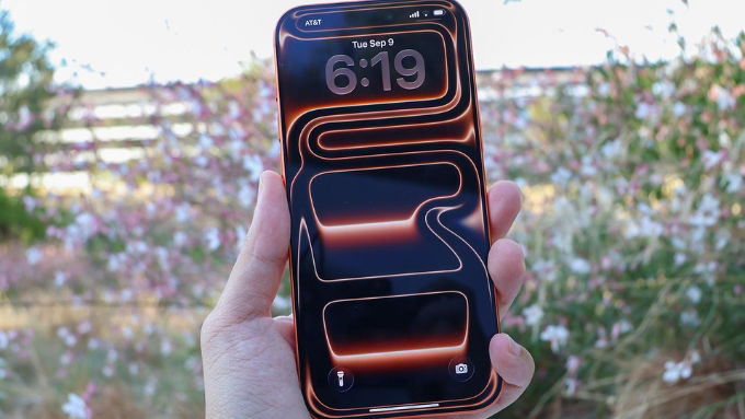 iPhone 17 Pro Max trang bị màn hình LTPO Super Retina XDR OLED 6.9 inch