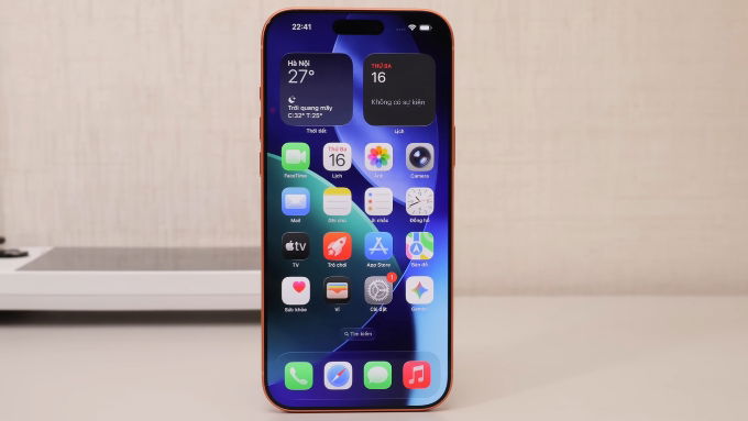 iPhone 17 Pro Max được trang bị màn hình LTPO Super Retina XDR OLED 6.9 inch