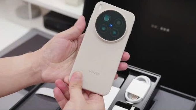 So sánh pin sạc Vivo X300 Pro và Xiaomi 15 Pro