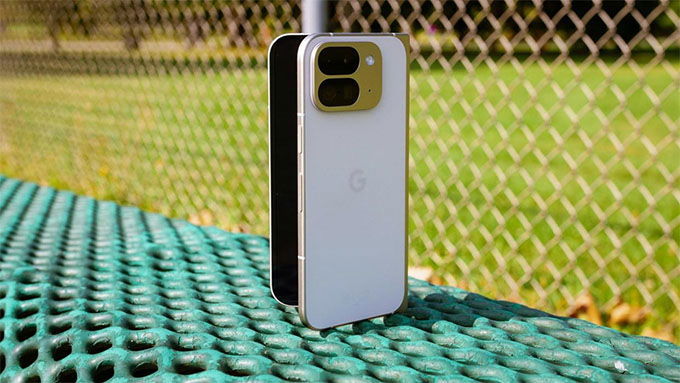 Thiết kế của Google Pixel 9 Pro Fold linh hoạt