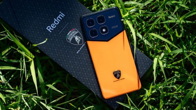 Redmi K70 Ultra Lamborghini Edition màu cam