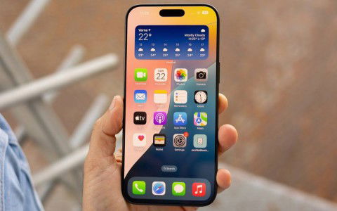 iPhone 17 Pro Max được cho là sẽ có Dynamic Island nhỏ hơn