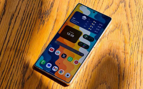 Galaxy S26 Ultra lộ diện: Màn hình 6,89 inch lớn hơn, viền siêu mỏng và pin cải thiện
