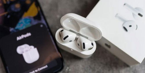 Biến AirPods thành điều khiển từ xa cho camera iPhone: Tính năng ẩn trên iOS 26