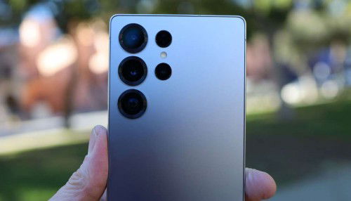 Galaxy S25 Ultra gặp lỗi camera khiến ảnh chụp Mặt Trăng bị ám màu tím