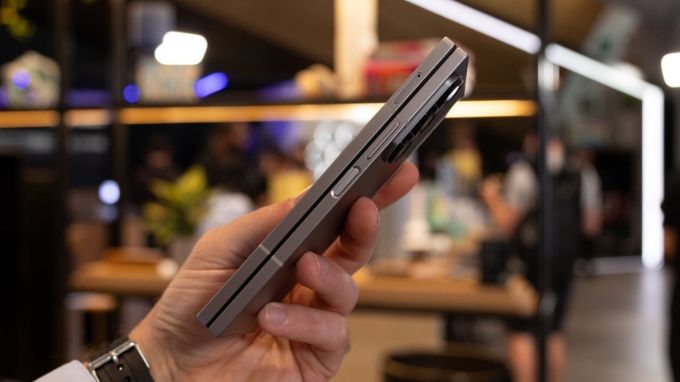 Tin đồn về việc Samsung Galaxy Z Fold 6 Slim sẽ có tên gọi mới