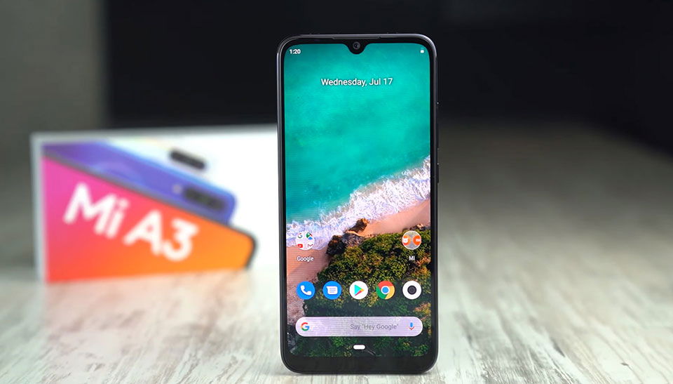 Xiaomi A3 sở hữu màn hình Super AMOLED (720 x 1560 pixel) có kích thước 6.08 inch