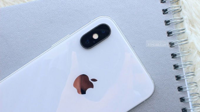 Cụm camera kép trên iPhone X chất lượng